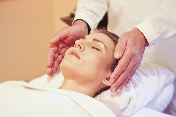Formation reiki à toulouse : apprenez à guérir par l'énergie